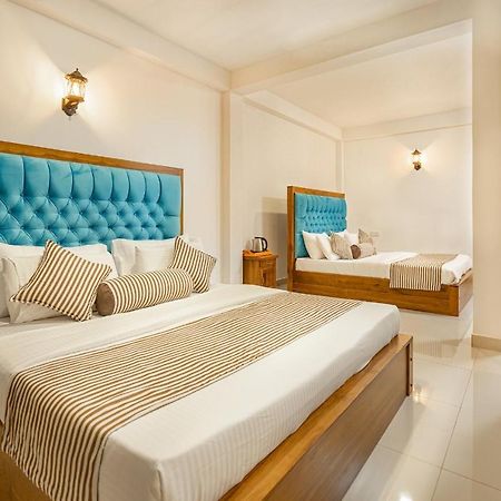 Ella Ostella Hostel Bagian luar foto