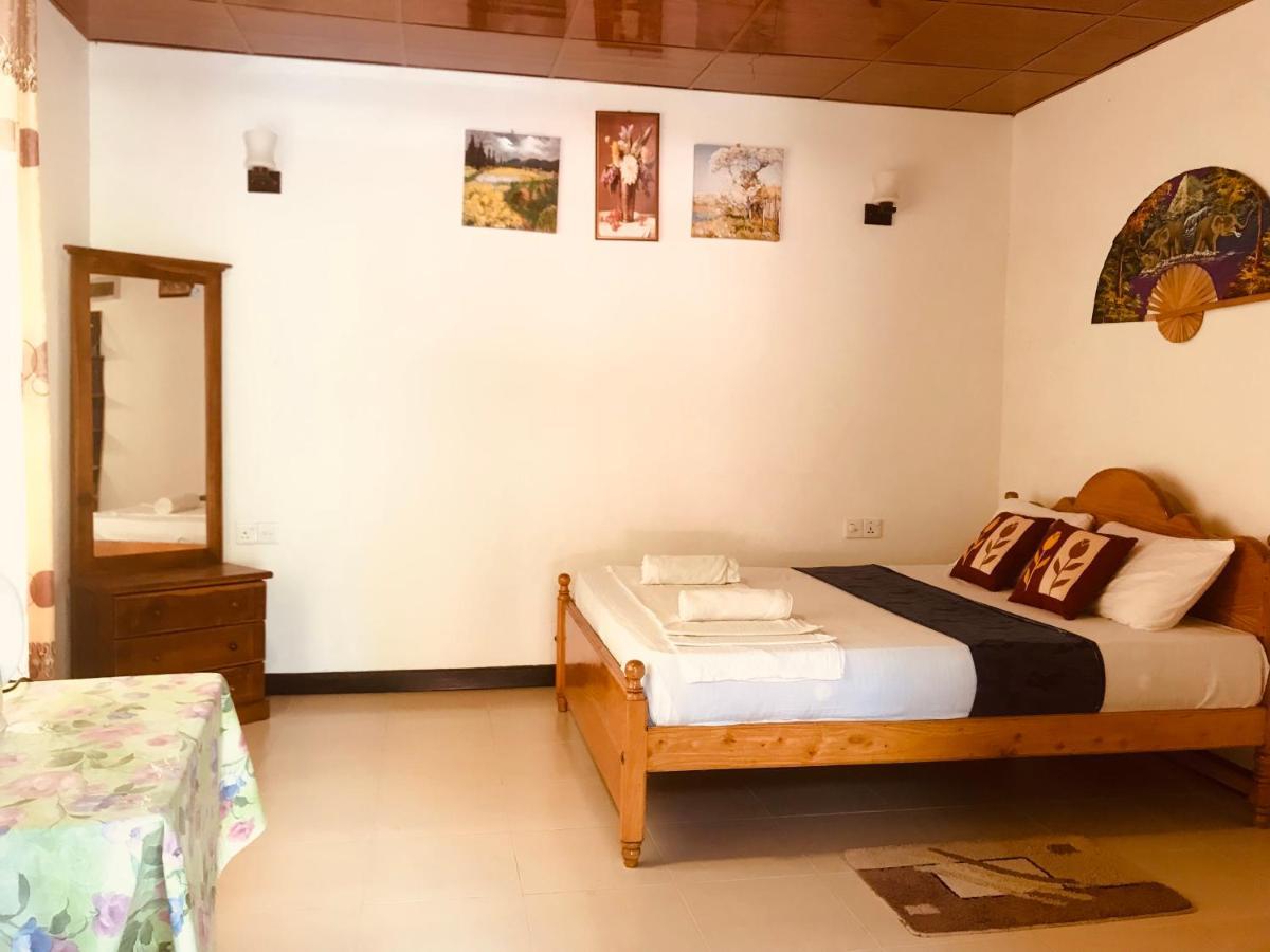 Ella Ostella Hostel Bagian luar foto