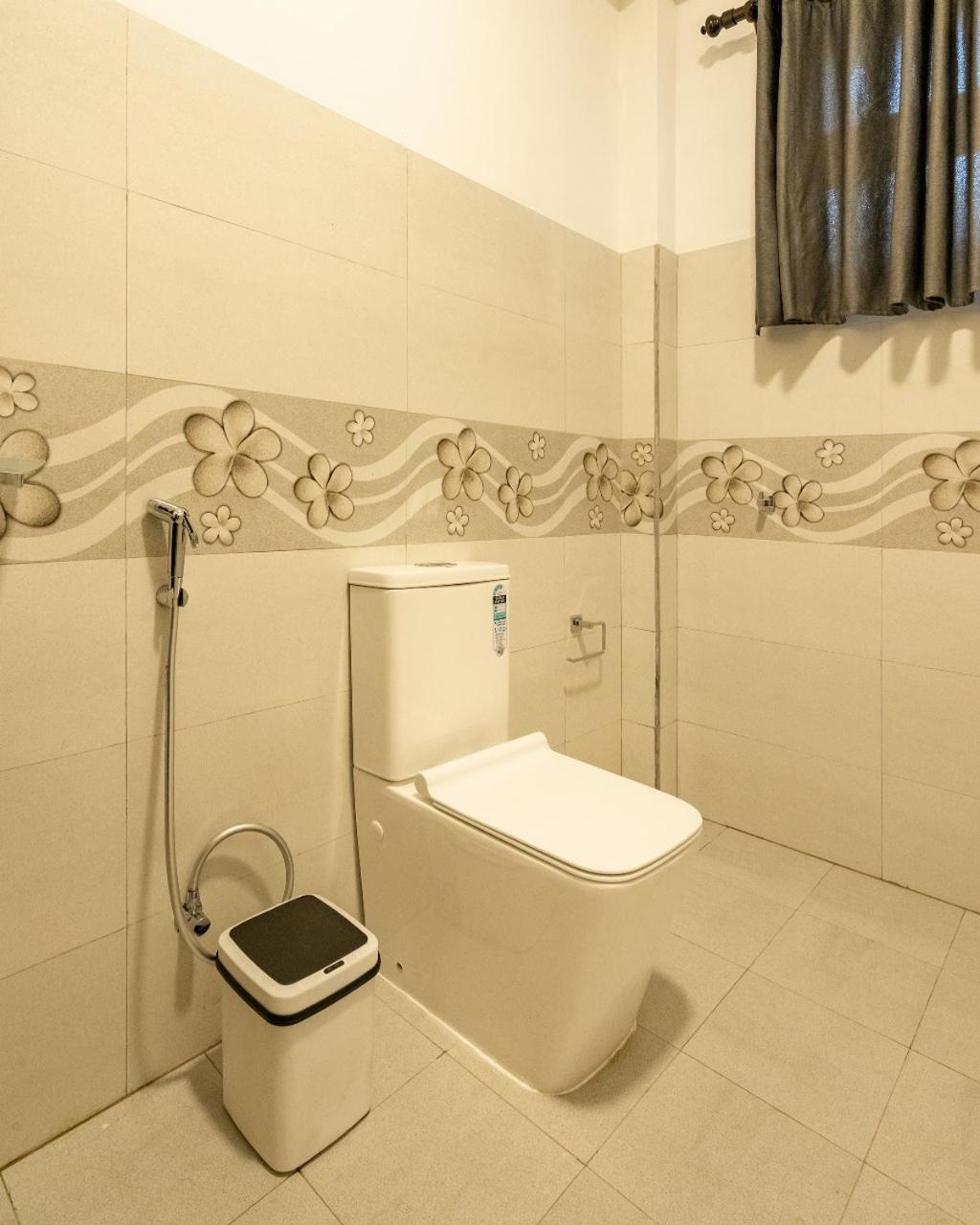 Ella Ostella Hostel Bagian luar foto